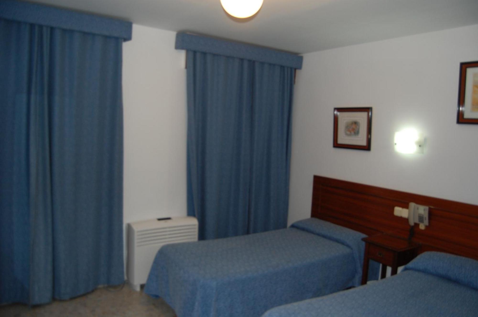 Hotel Marina Victoria Algeciras Zewnętrze zdjęcie